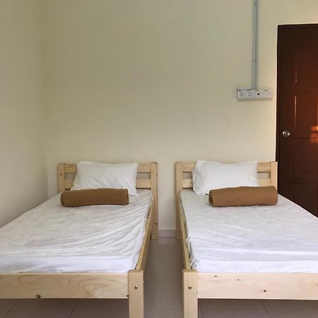Singsport Holiday House Mersing Exteriör bild