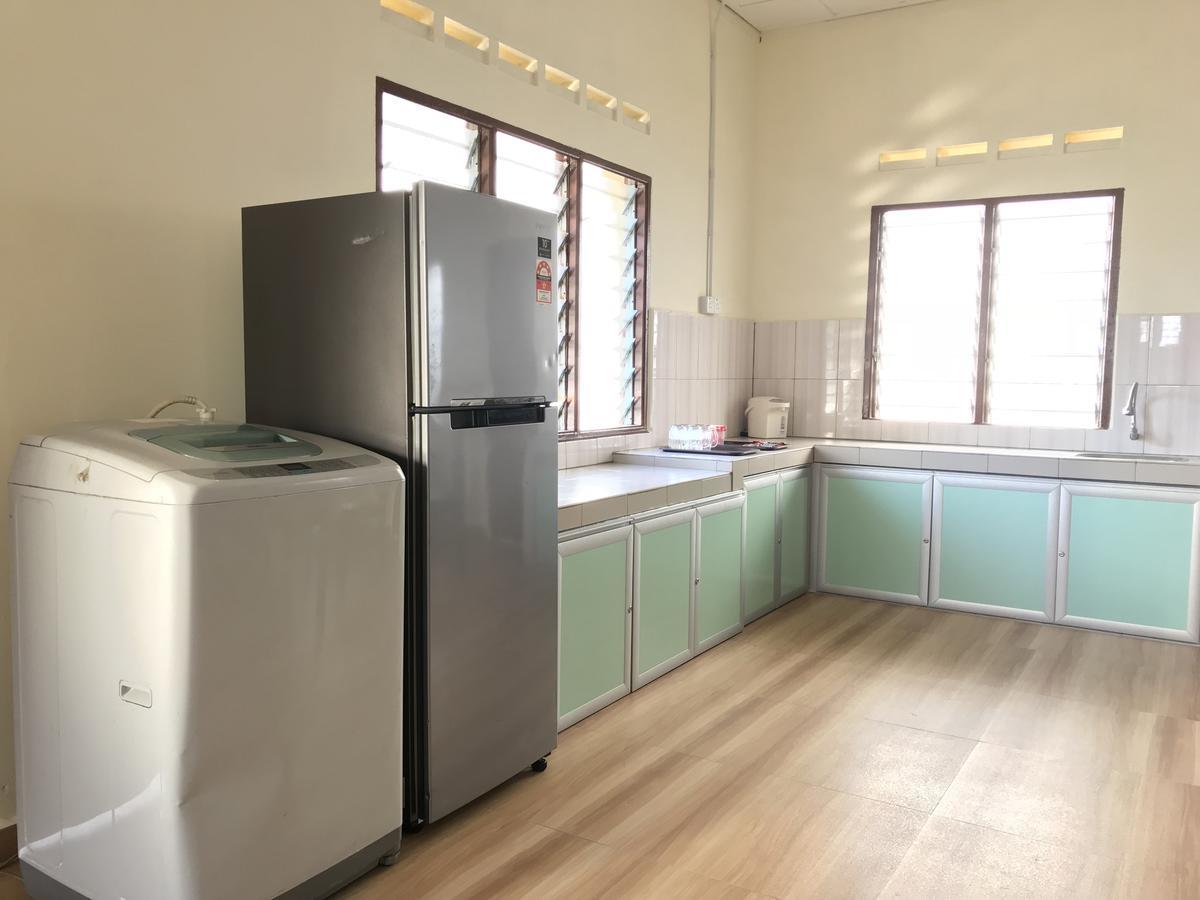 Singsport Holiday House Mersing Exteriör bild